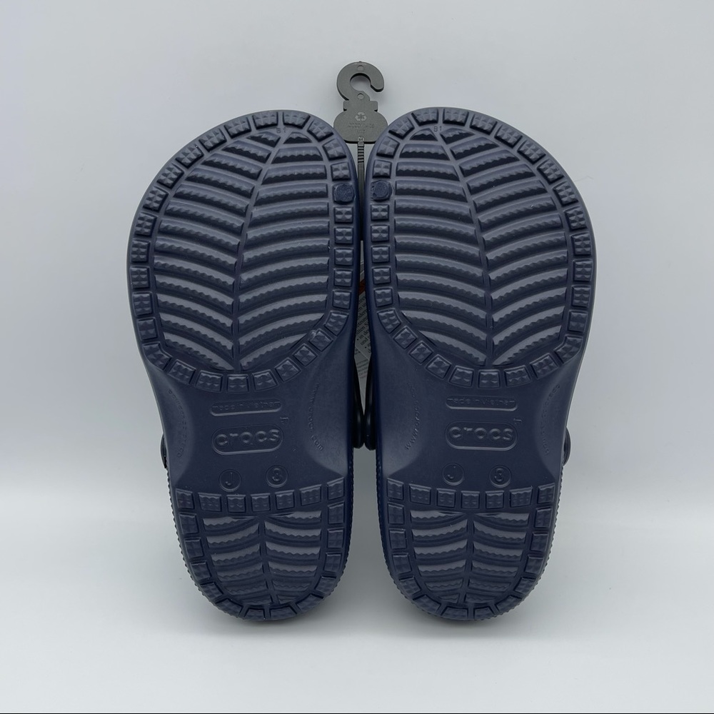 NWT Crocs Women's and Kids' Classic Clog Navy Women's 5, 6, 7, 8 Kids 3, 4, 5, 6 - Picture 2 of 5